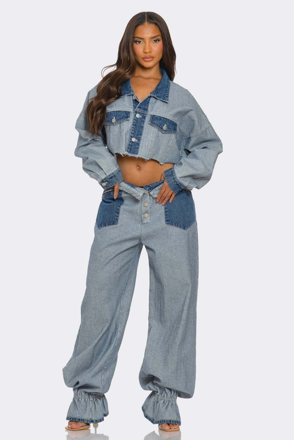 Trendy Two Tone Cropped Contrast Denim Jeans and Cropped Top Set